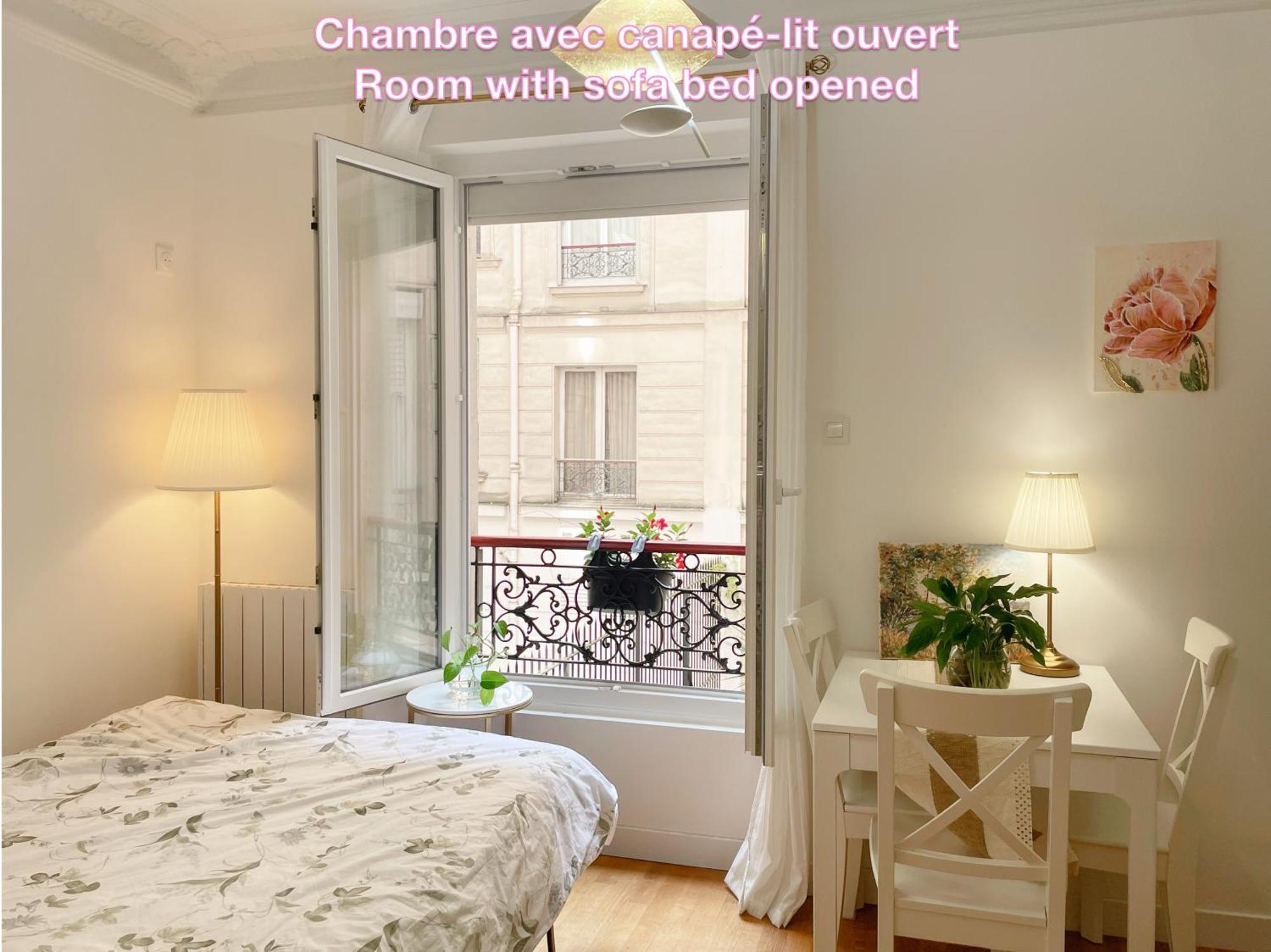 Séjour chez l'habitant Privee, Sdb Partage, Arc De Triomphe, Metro 1, T3b, Rer C E A Paris